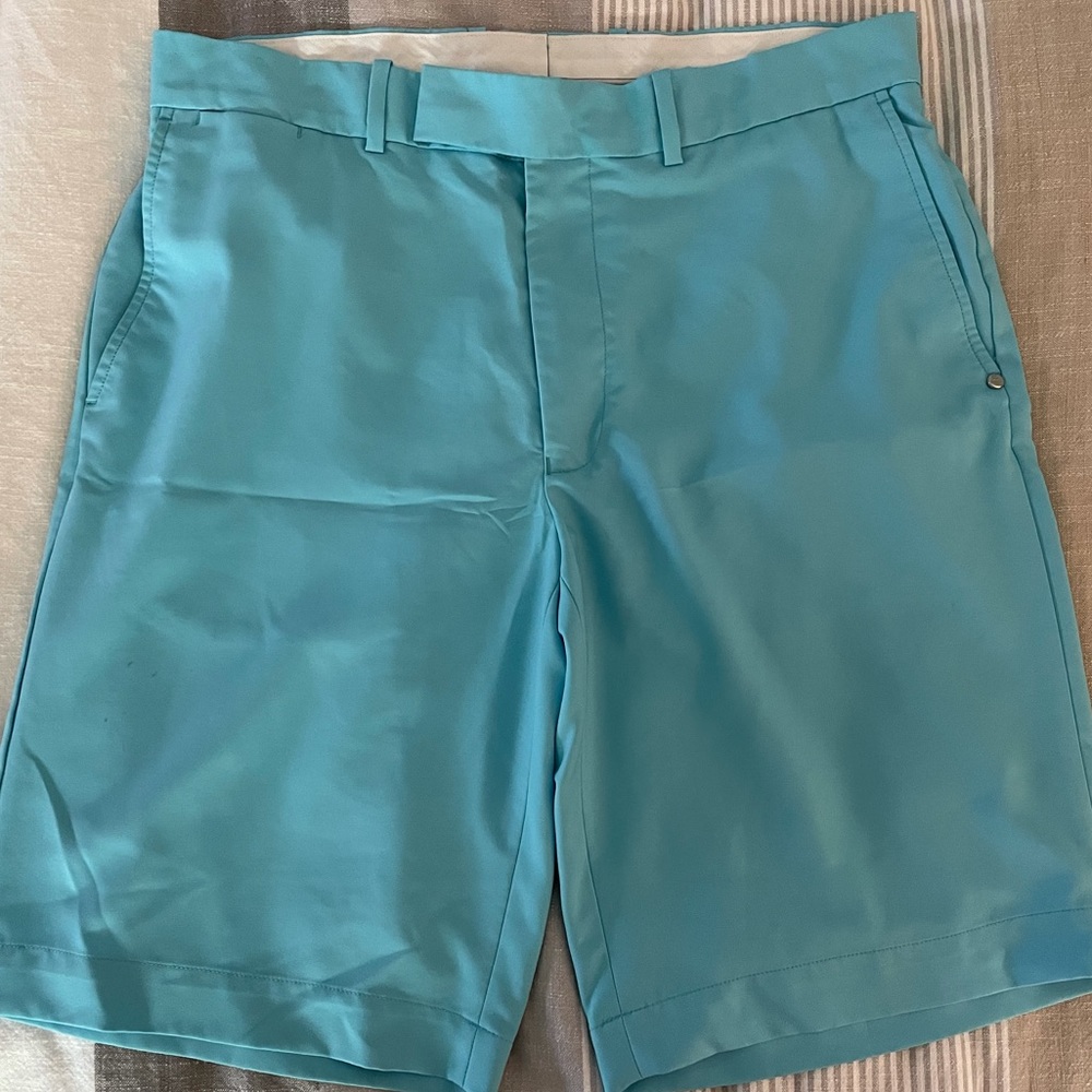 RLX Ralph Lauren Men’s Blue Shorts - Size 32